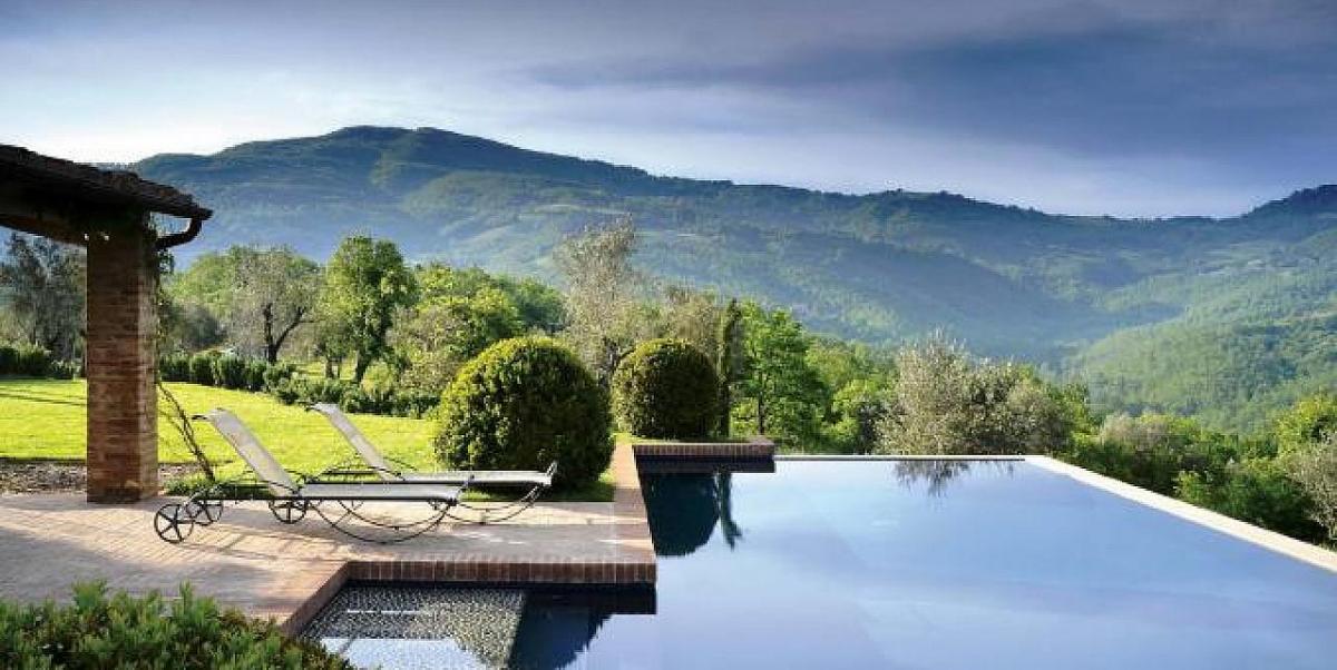 Luxury Villas in Tuscany