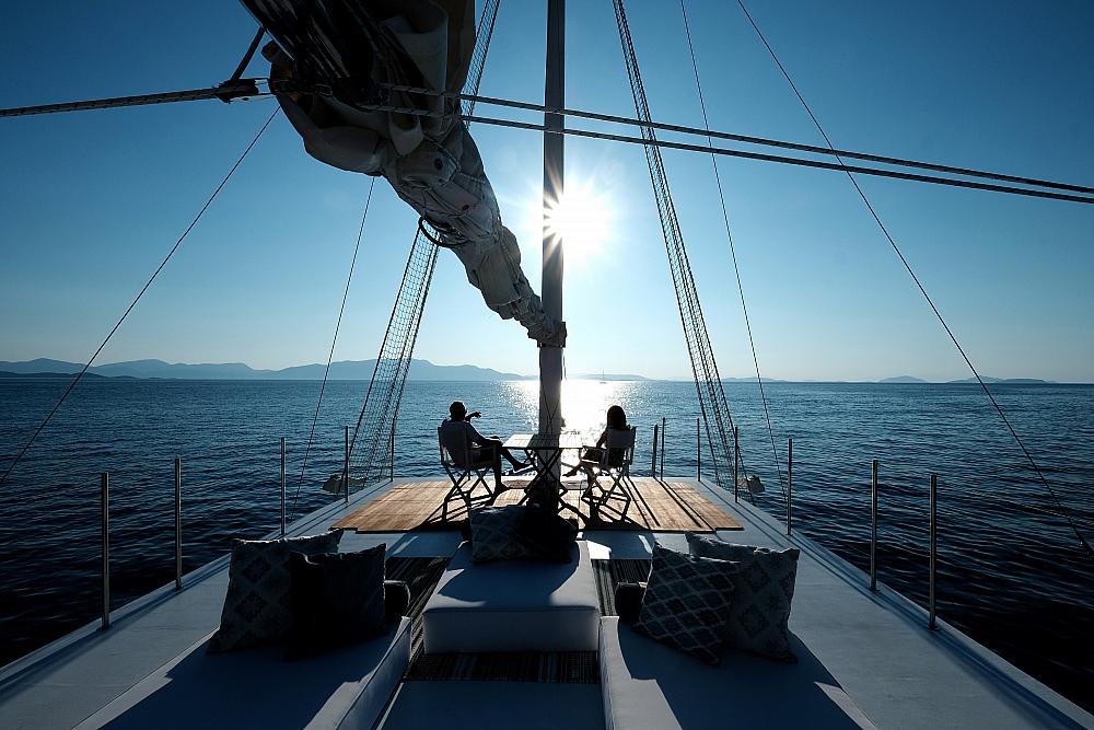 Luxury yacht charters in Greece