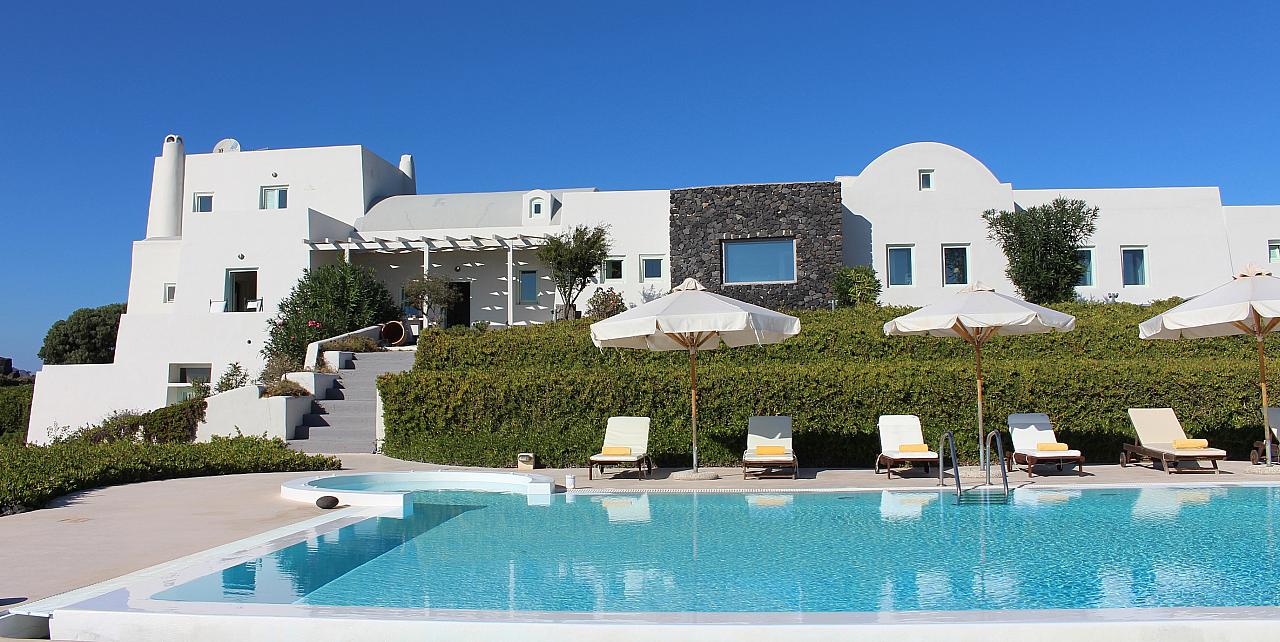 Santorini, Greece - Villa Whitesun & Pool