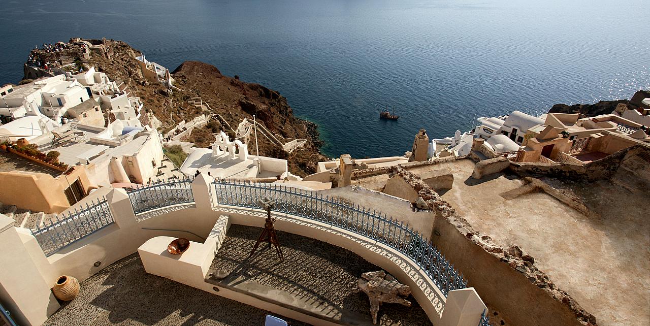 Oia Mansion, 4 Bedroom Villa Santorini Greece