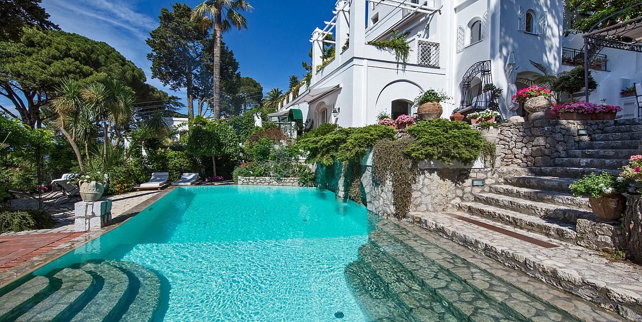 Villa Anacapo - 7 bedroom holiday villa in Capri 